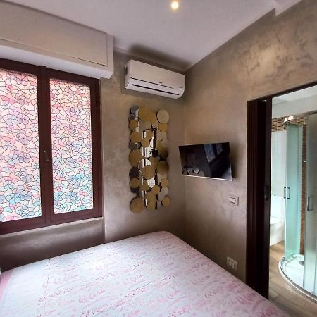 Inna Best House Milan Bagian luar foto
