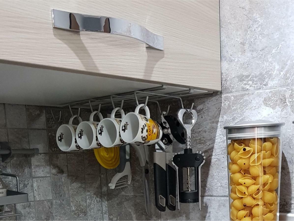 Inna Best House Milan Bagian luar foto