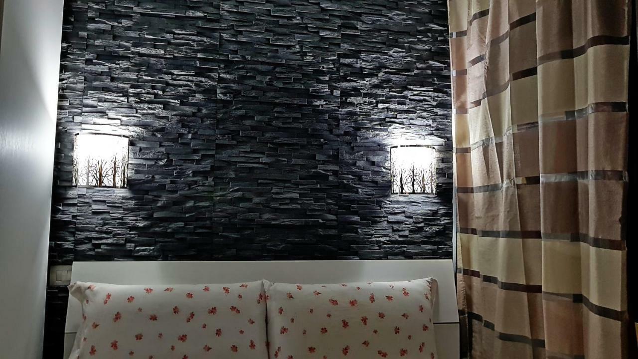 Inna Best House Milan Bagian luar foto